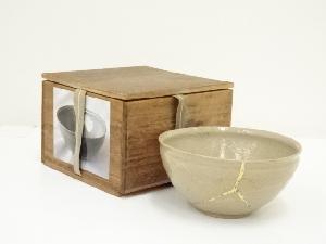 金彩梅絵茶碗（保護箱）